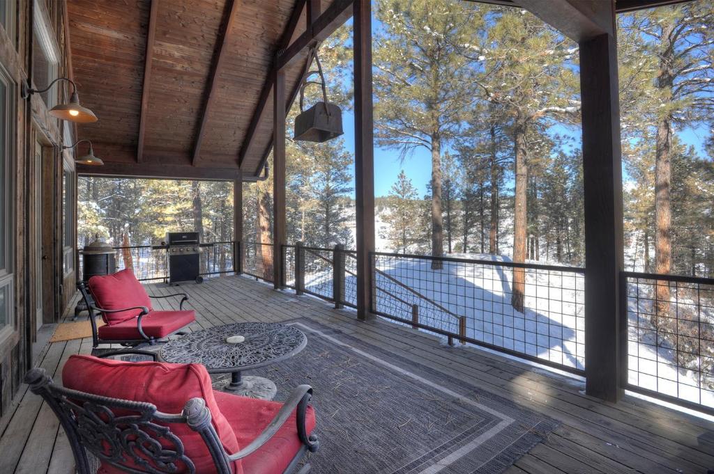 PS - Crestview Cabin