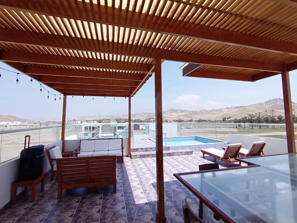 APARTAMENTOS CON PISCINA Y ACCESO A PLAYA photo 1