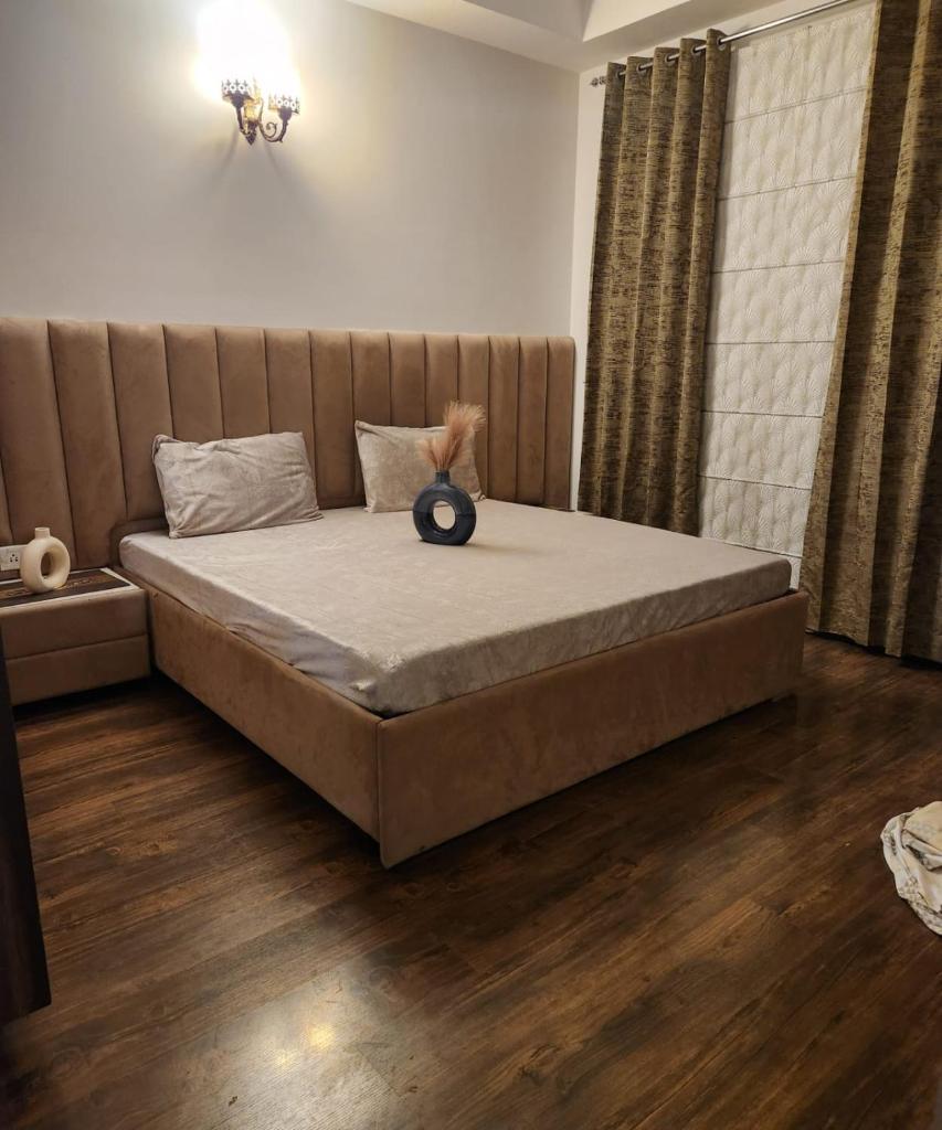 Highrise luxury apartment photo 1