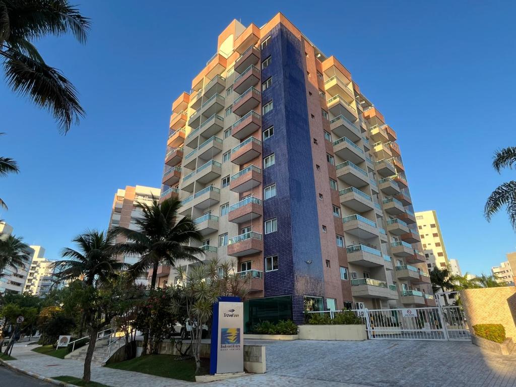 FLAT RIVIERA COM VISTINHA MAR E A 150 m DA PRAIA ! Disponível de 13 a 17 de Março - Aproveite ! photo 1