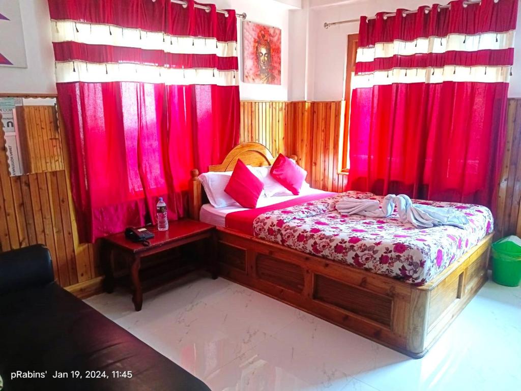 Panorama Hotel And Lodge photo 3