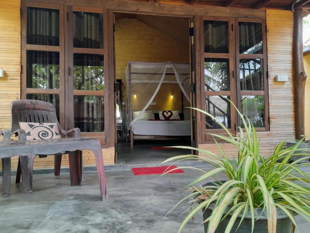 Golden Beach Chalets photo 1