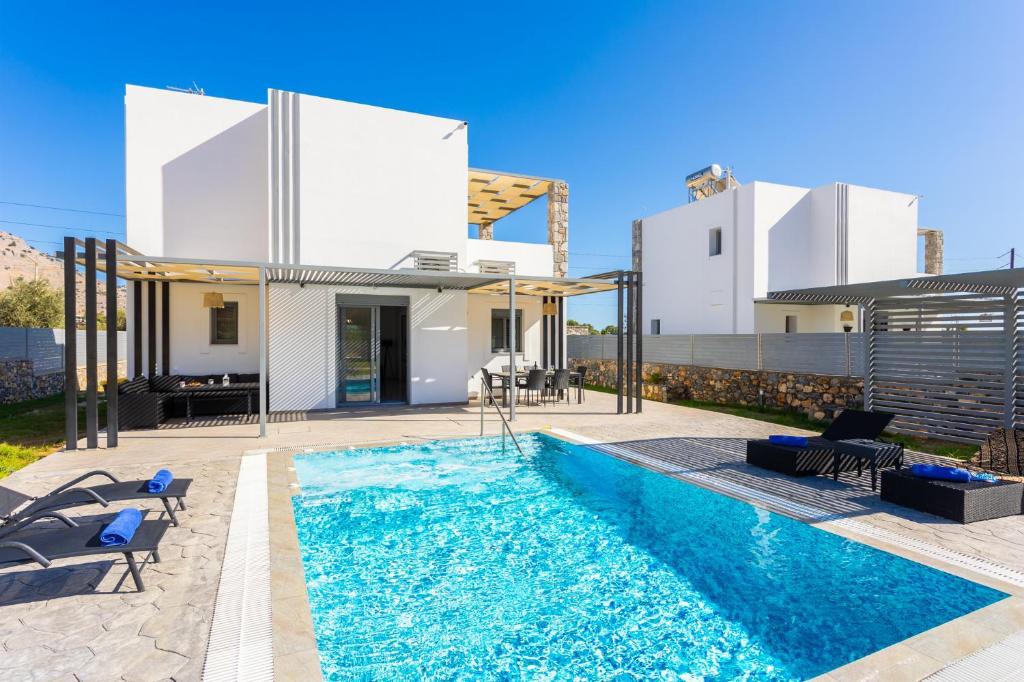 Villa Livis 2 photo 1