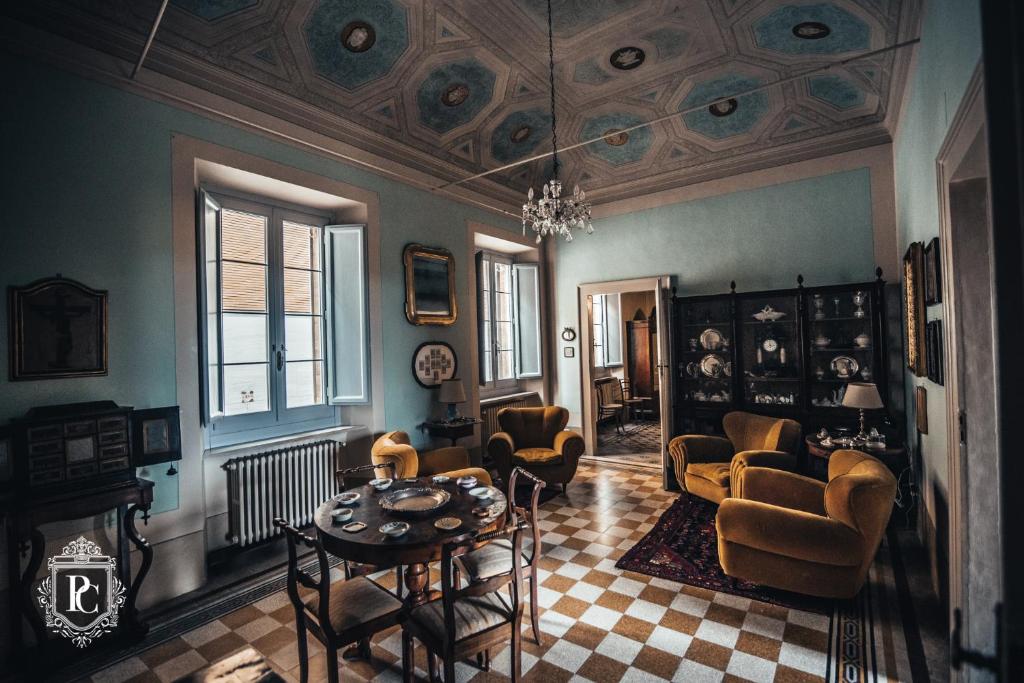 Palazzo Capparucci - Dimora storica - Guest House photo 2