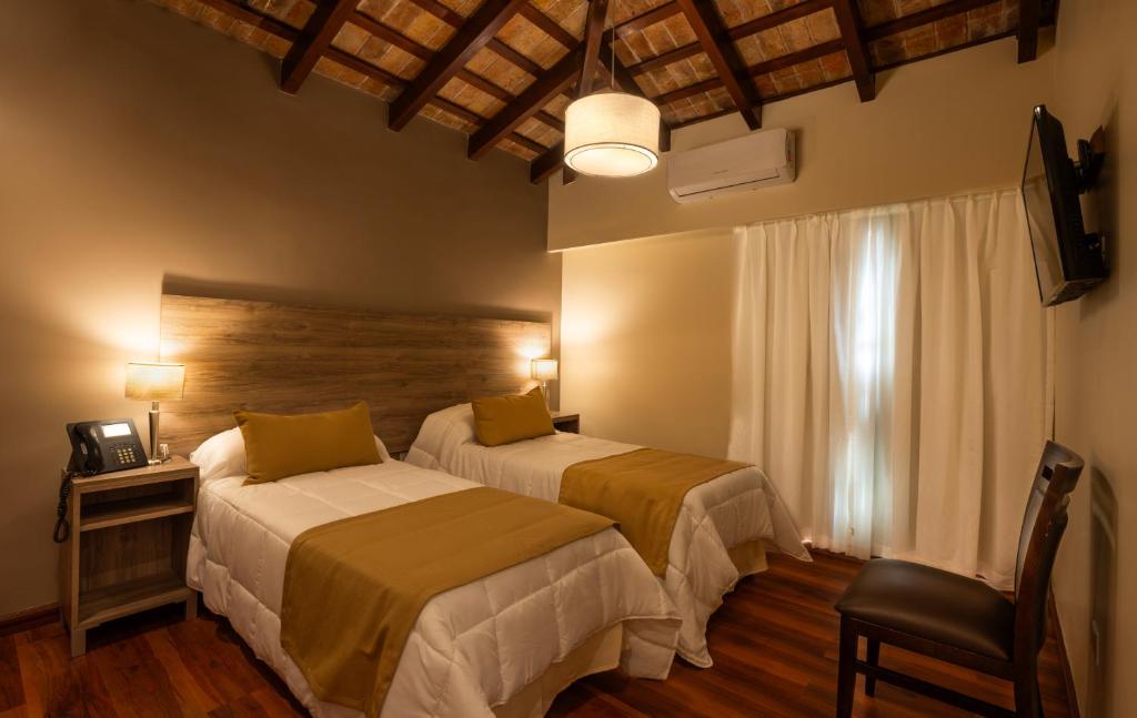 Hotel Intersur La Cumbre photo 2