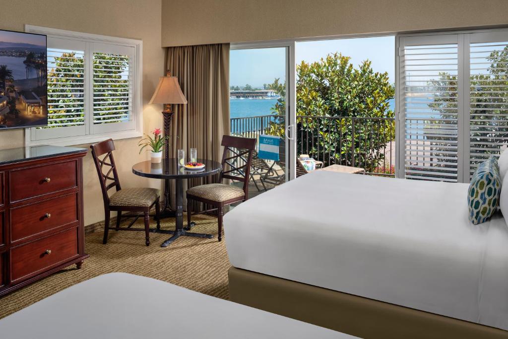 Bahia Resort Hotel Room Type - Resort Room 2 Queens