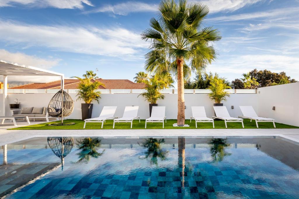 VILLA NICOLE wifi, gym, Heated Pool photo 4