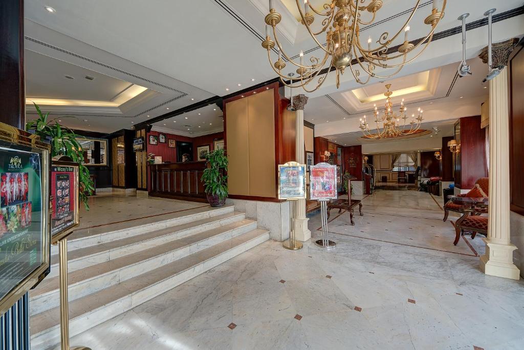 {
  "en-gb": "Ascot Hotel"
} photo 2