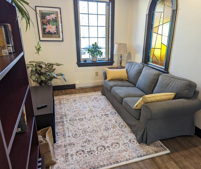 Beautiful River View Apt in Wine Country photo 2