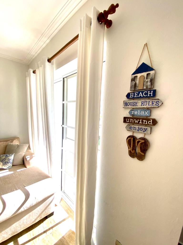 Beach and pool life photo 4