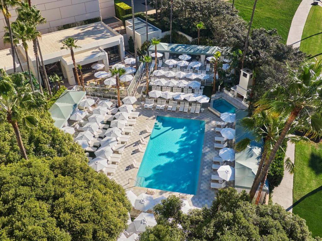 Pendry Newport Beach image