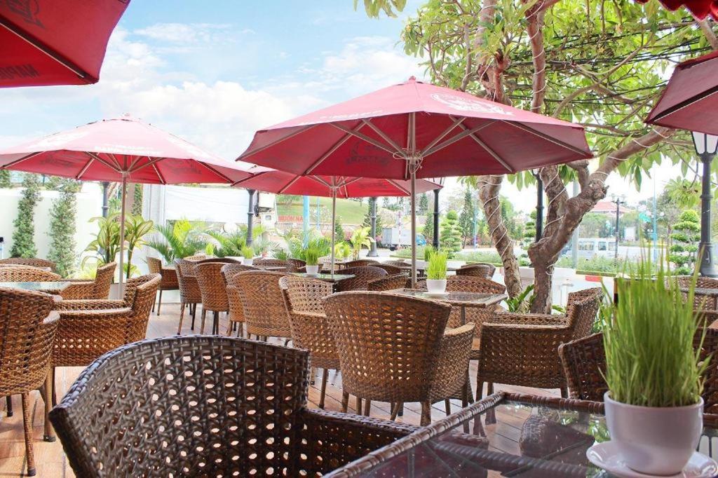 Phoenix Hotel
