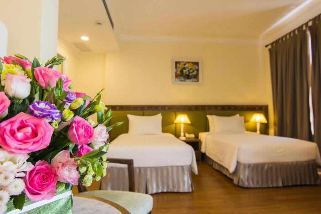 Phoenix Hotel