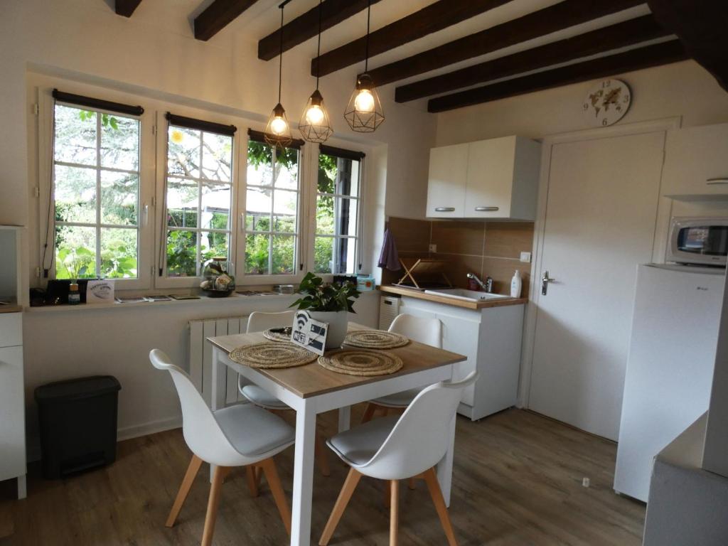Gîte Dampierre-sur-Avre, 3 pièces, 4 personnes - FR-1-581-126 photo 2