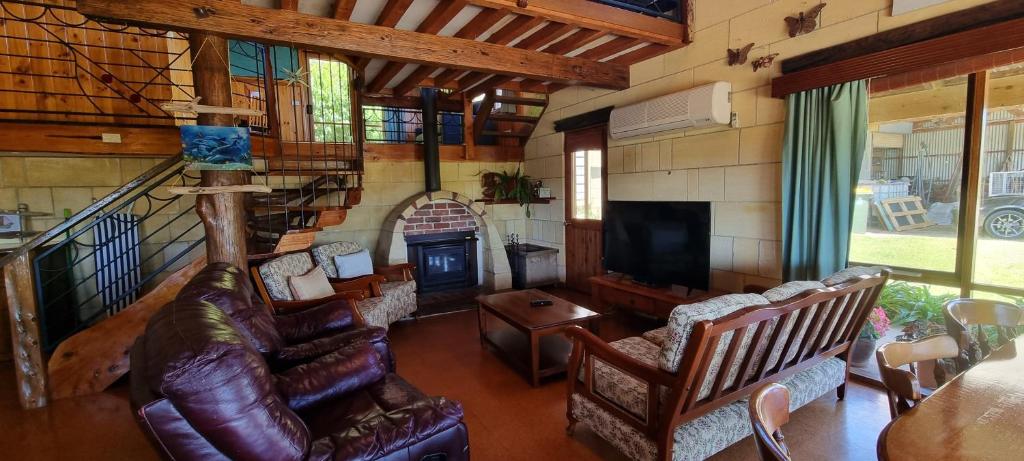 Eastern Reef Cottages photo 2