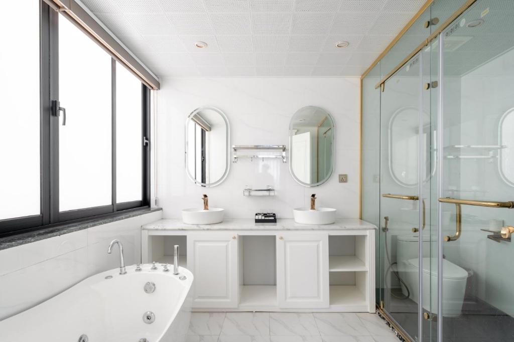 Mint Village Hạ Long