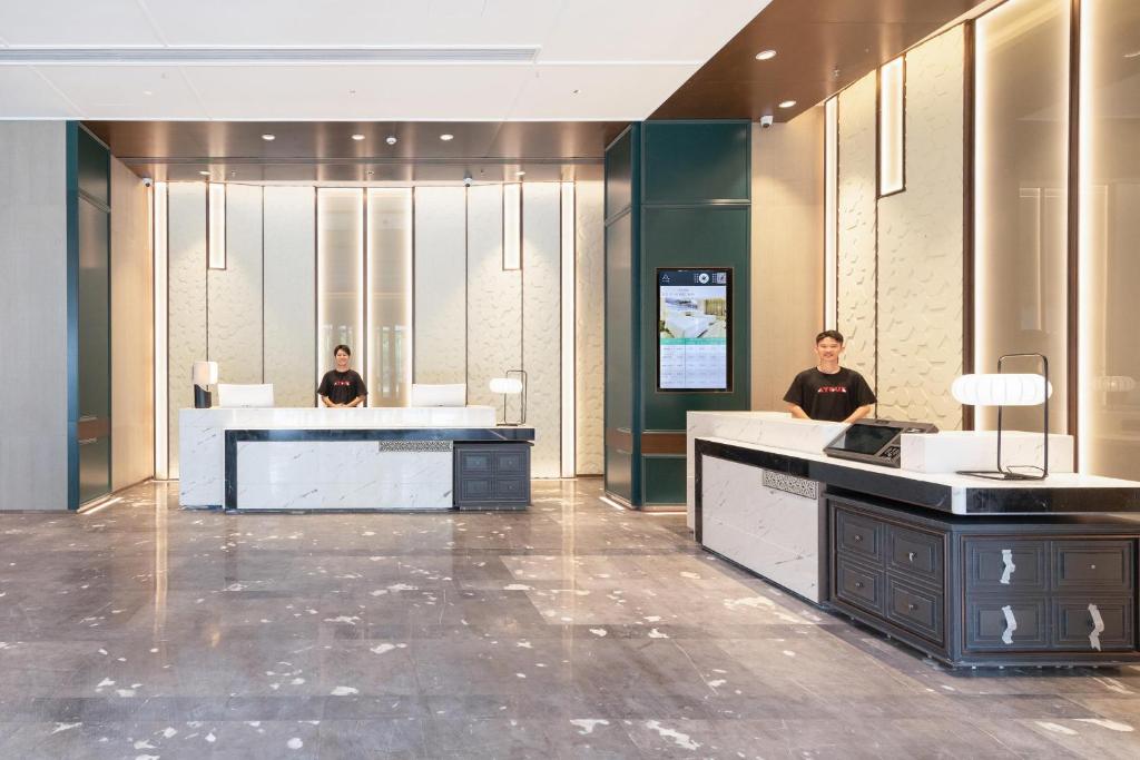 Atour Hotel Guangzhou Zhongcun Hanxi Changlong Metro Station photo 1