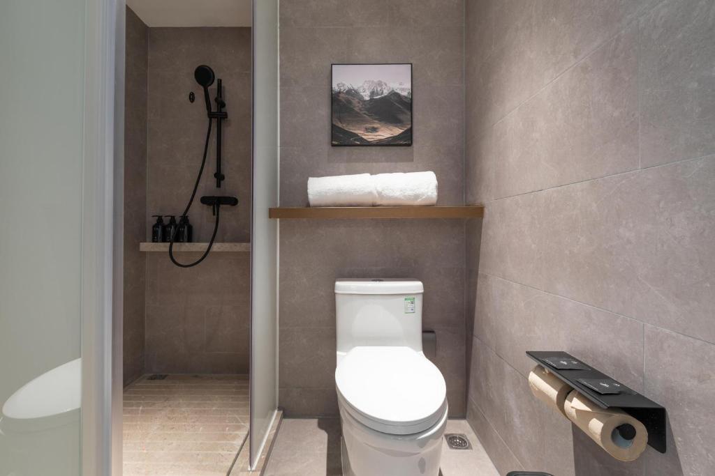 Atour Hotel Guangzhou Zhongcun Hanxi Changlong Metro Station photo 3