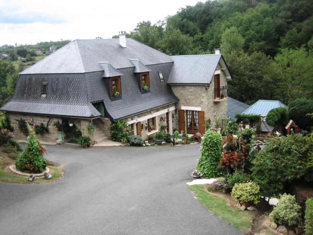 Gîte de France à Lissac sur Couze 3 épis - Gîte de France 4 personnes 524