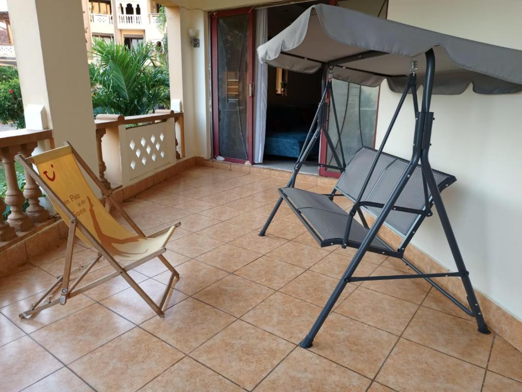 BEACHFRONT 1BEDROOM APARTMENT photo 3