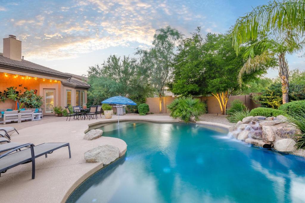 Phoenix Vacation Rentals image