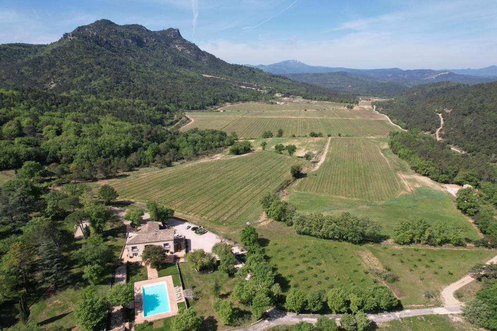 Engardin, a refined 800sqm property in Green Provence