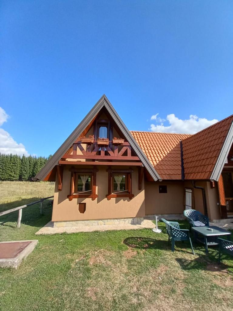 Mountain House Tadić 2 photo 2