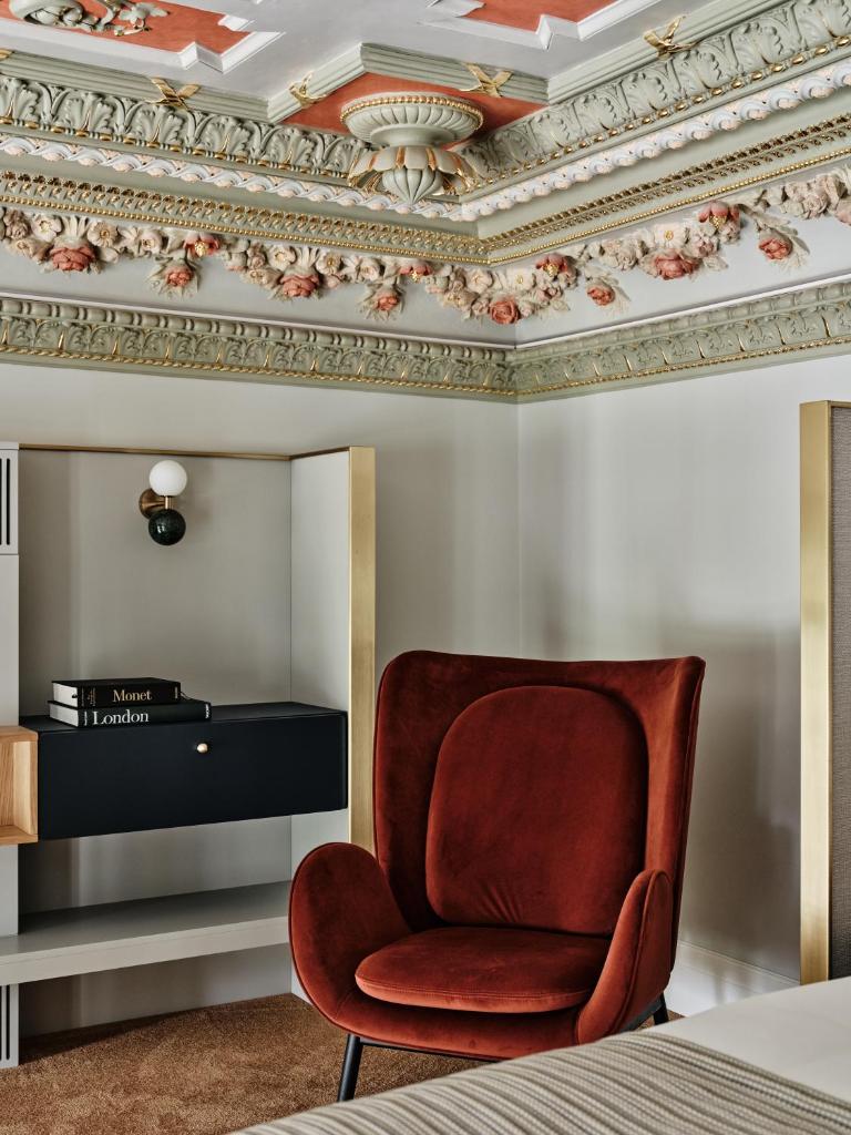 Hotel Altus Palace - Destigo Hotels Room Type - Duplex Suite