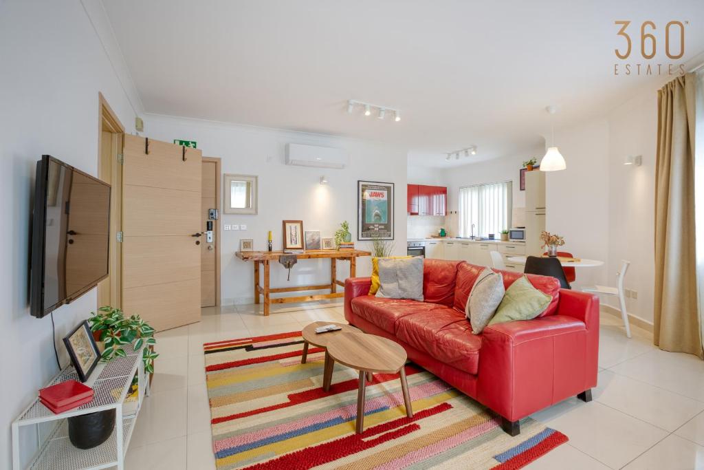 Trendy & Colourful 1BR home w/WIFI in Naxxar by 360 Estates