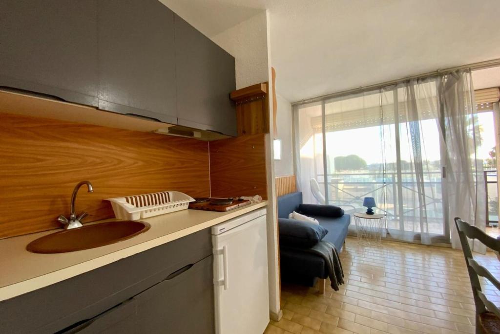 The Blue Lagoon - Studio cabin terrace and wifi! photo 3