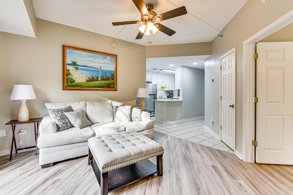 Fort Mill Condo with Balcony 3 Mi to Carowinds photo 3