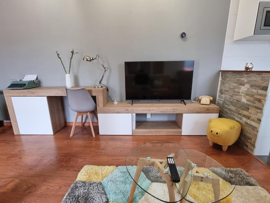 Romántico apartamento con terraza y piscina