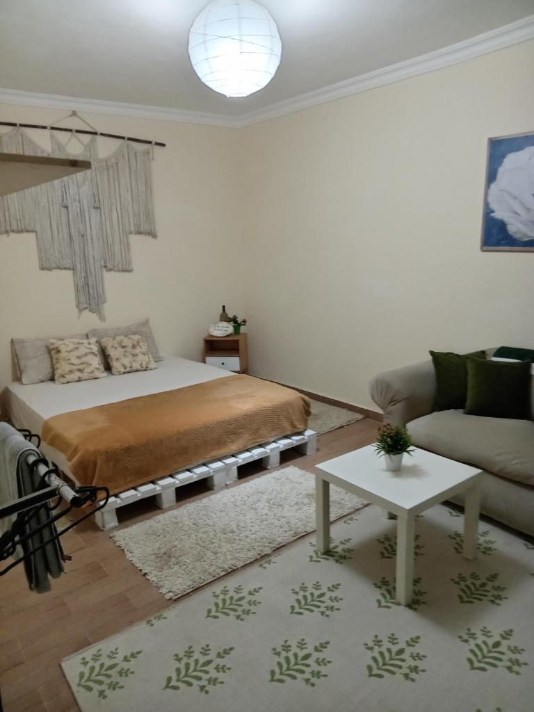 Room in a shared apartment photo 3
