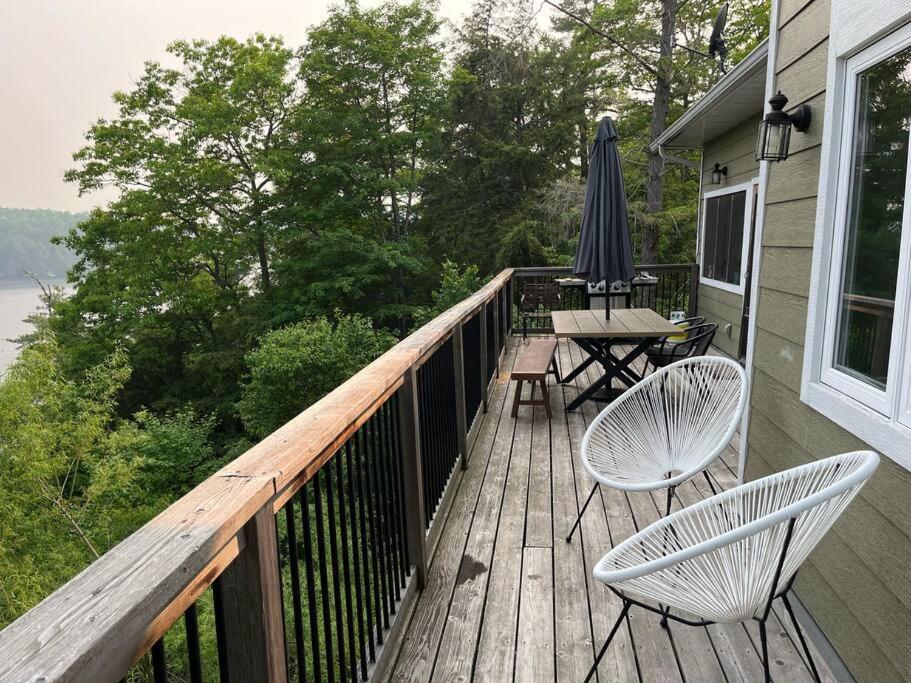 The Bear Cave Cottage at Little Kennisis Lake photo 2