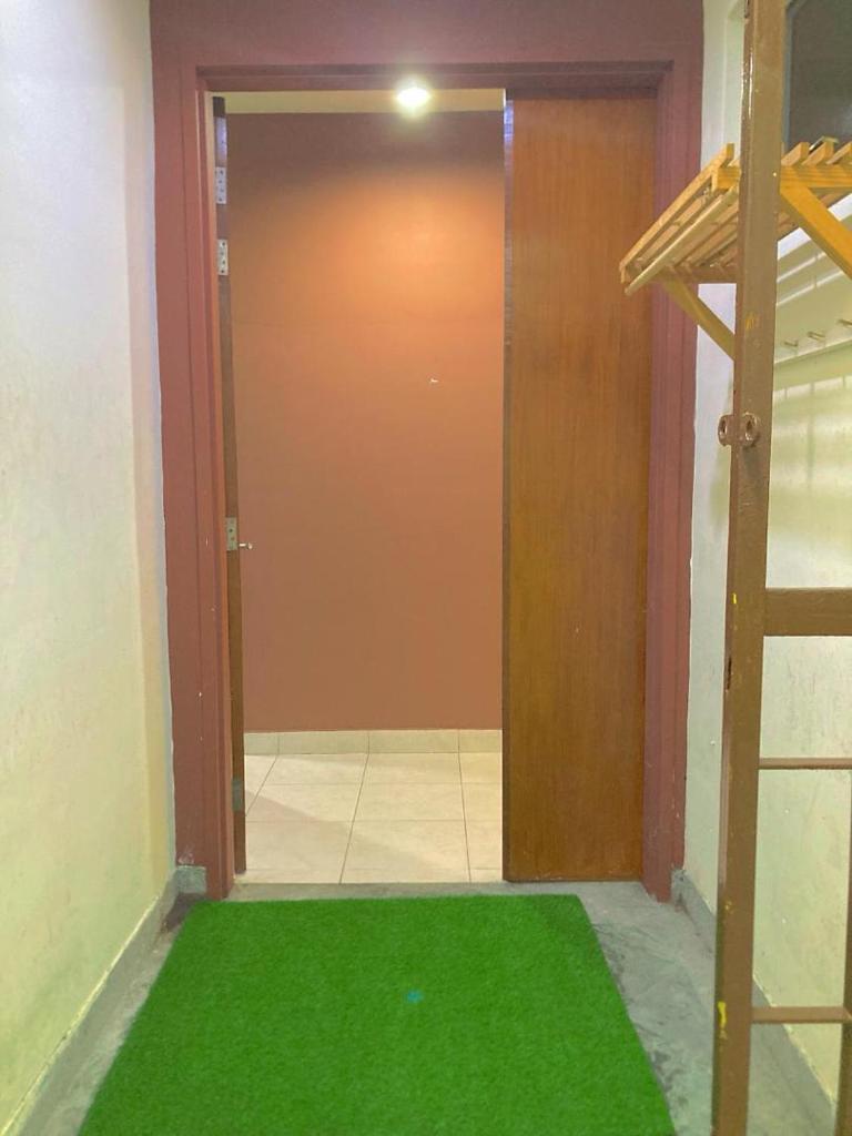 NR CYBER ROOMSTAY 2-Shared Apartment