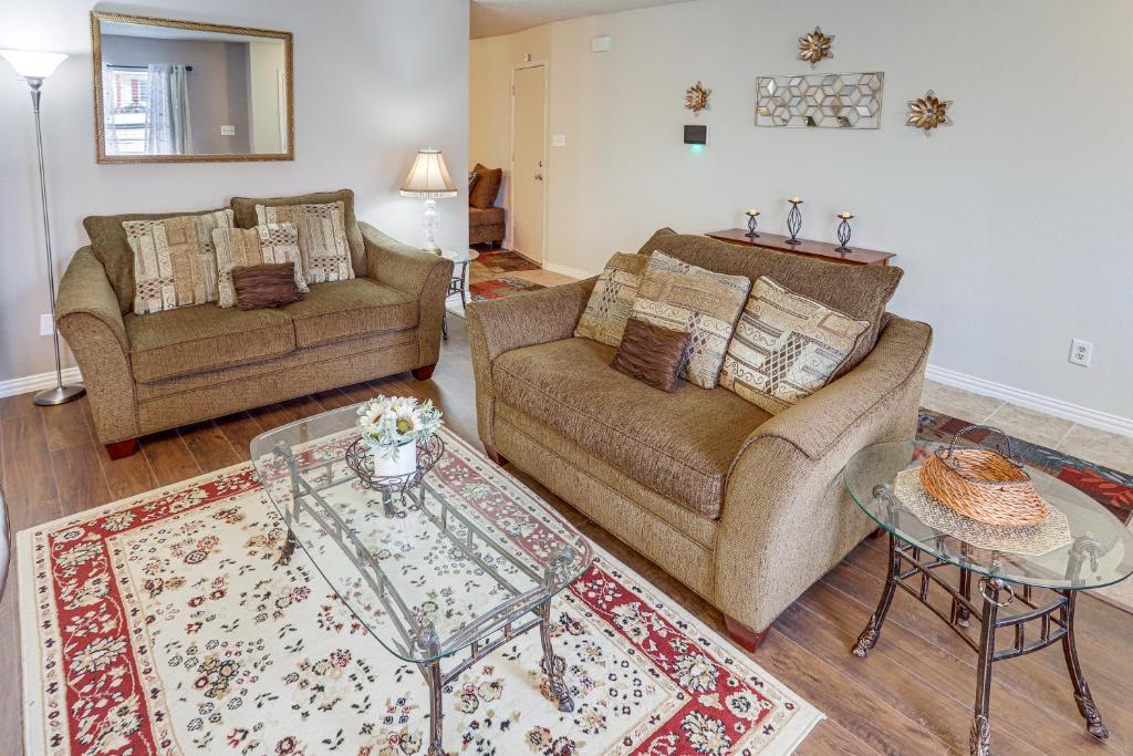 Killeen Home with Sunroom about 8 Mi to Fort Cavazos! photo 3