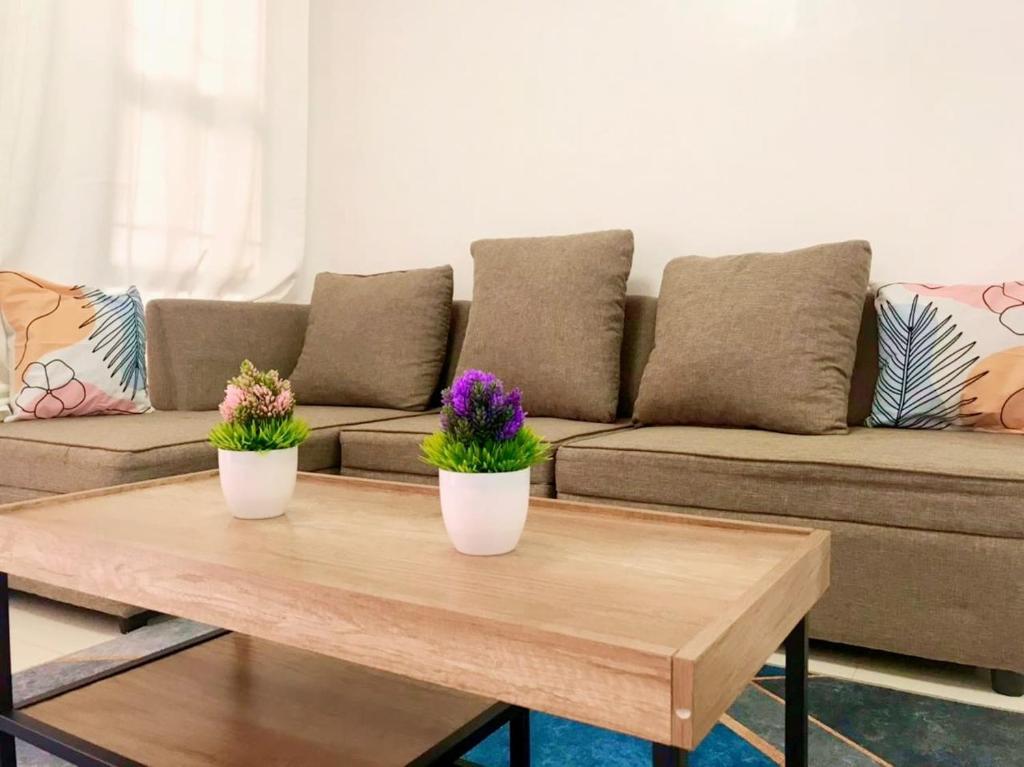 TRP16 - Cozy 2BR Townhouse near Clark Airport, Aquaplanet & Dino Island photo 4