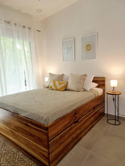 ONE 01 steps from the beach & private pool photo 2