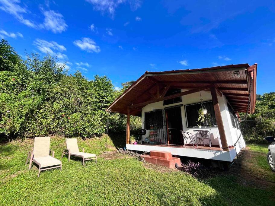 Playa Hermosa, Cabaña ZEN privada Pet Friendly.