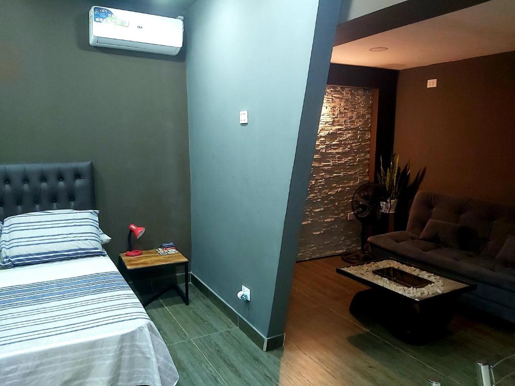 Mono ambiente, Dpto. mediano photo 3