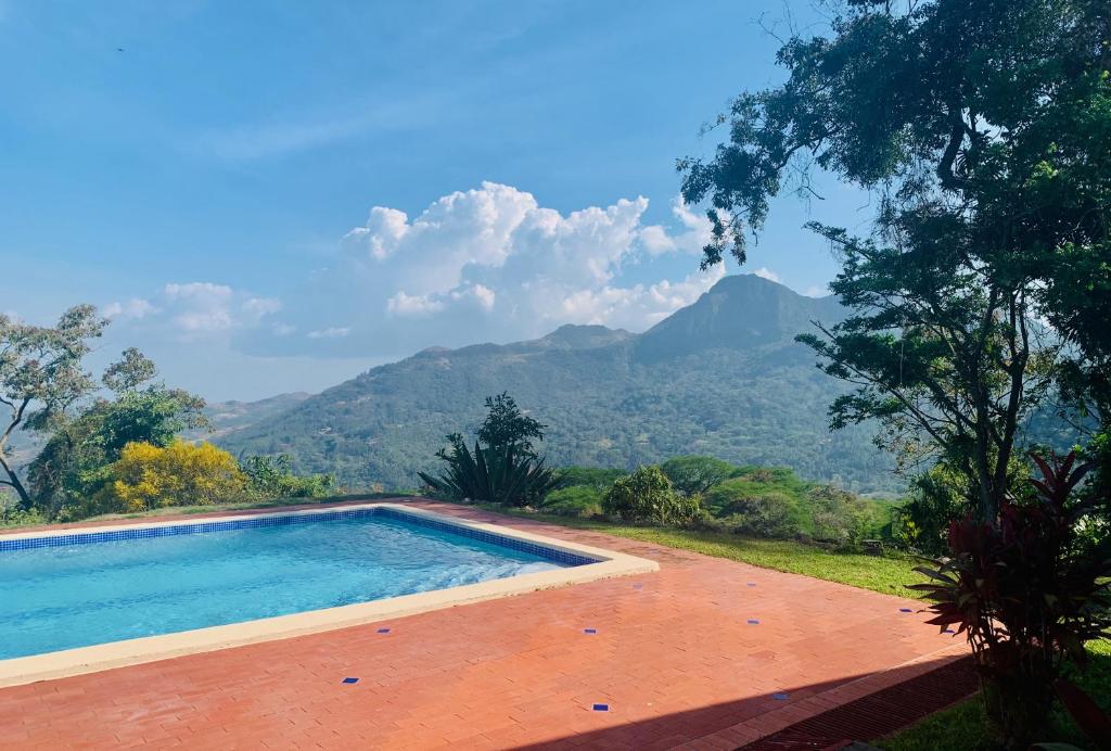 Enjoy Mountain Retreat Close to Panama Beaches photo 1