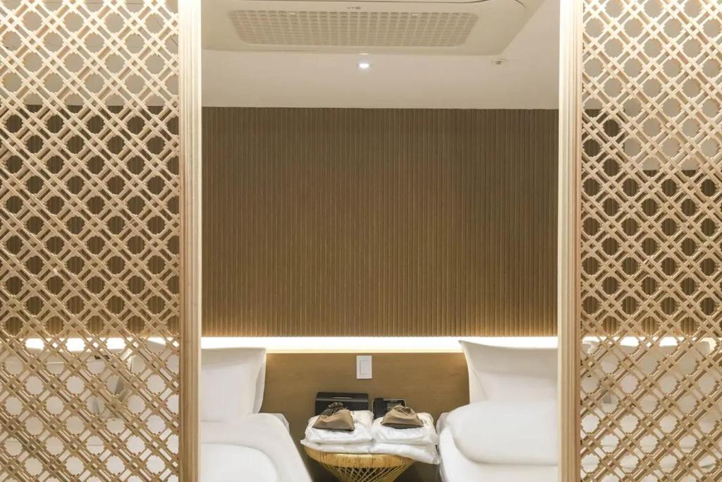 Hotel141 photo 4