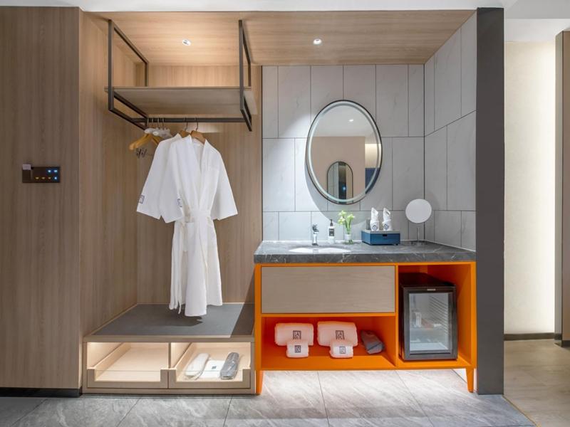 LanOu Hotel Changsha Wuyi Square photo 4