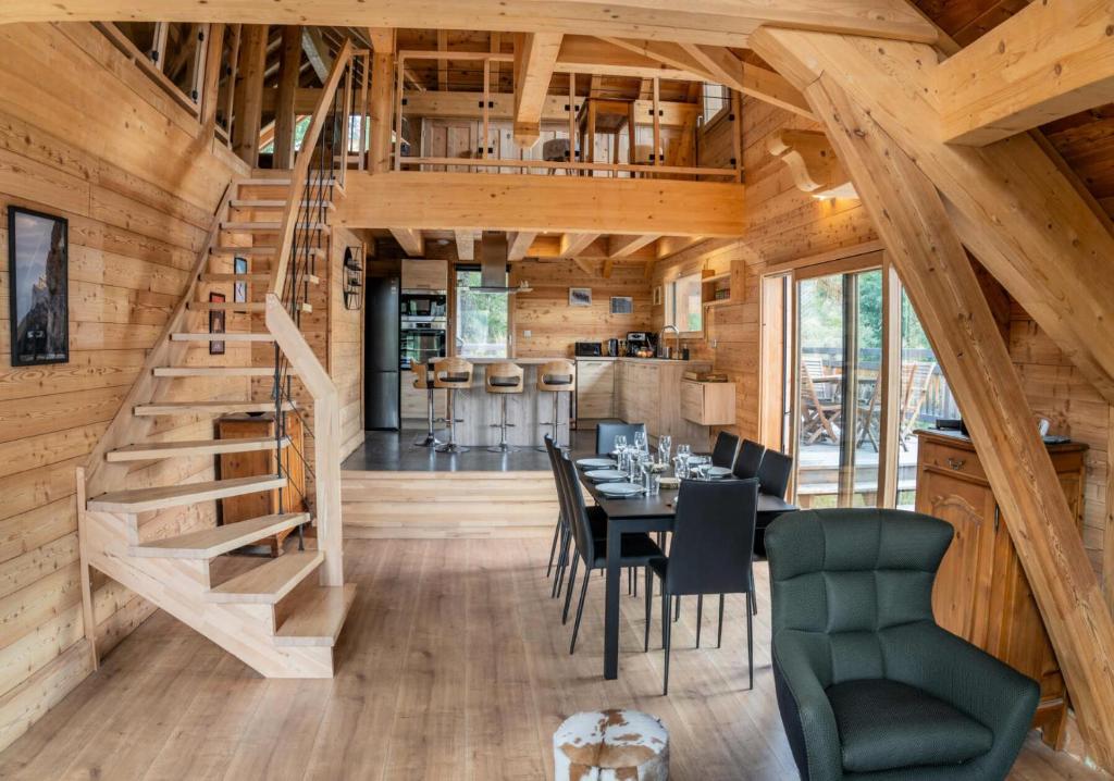 Résidence Pramouton - Chalets pour 9 Personnes 591