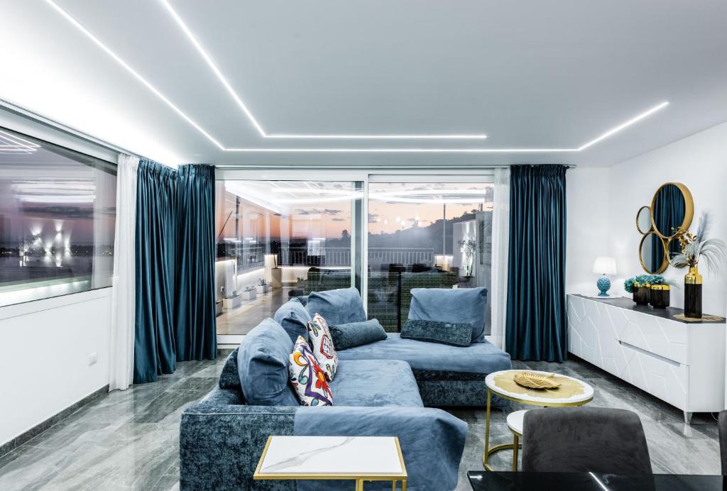 Azzurra Seaview House with Terrace by Wonderful Italy photo 2