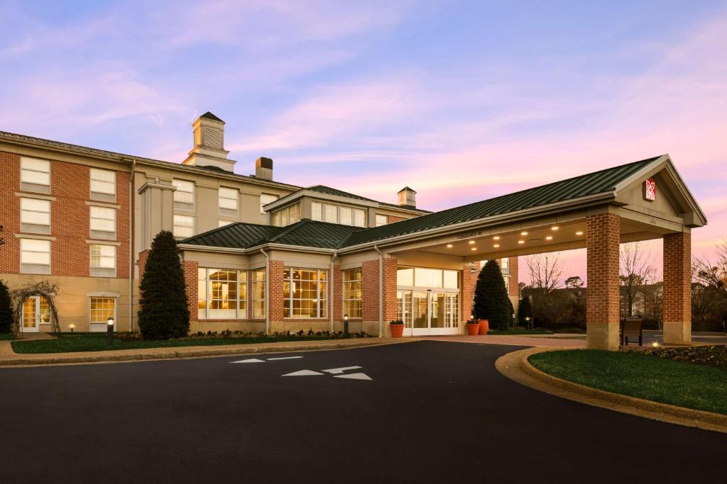 Hilton Garden Inn Williamsburg photo 1