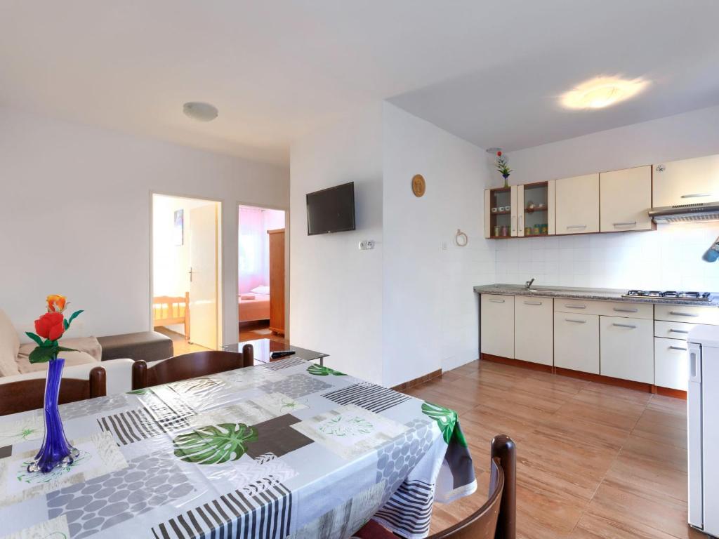 Apartment Perkovic - MDN134 by Interhome photo 1