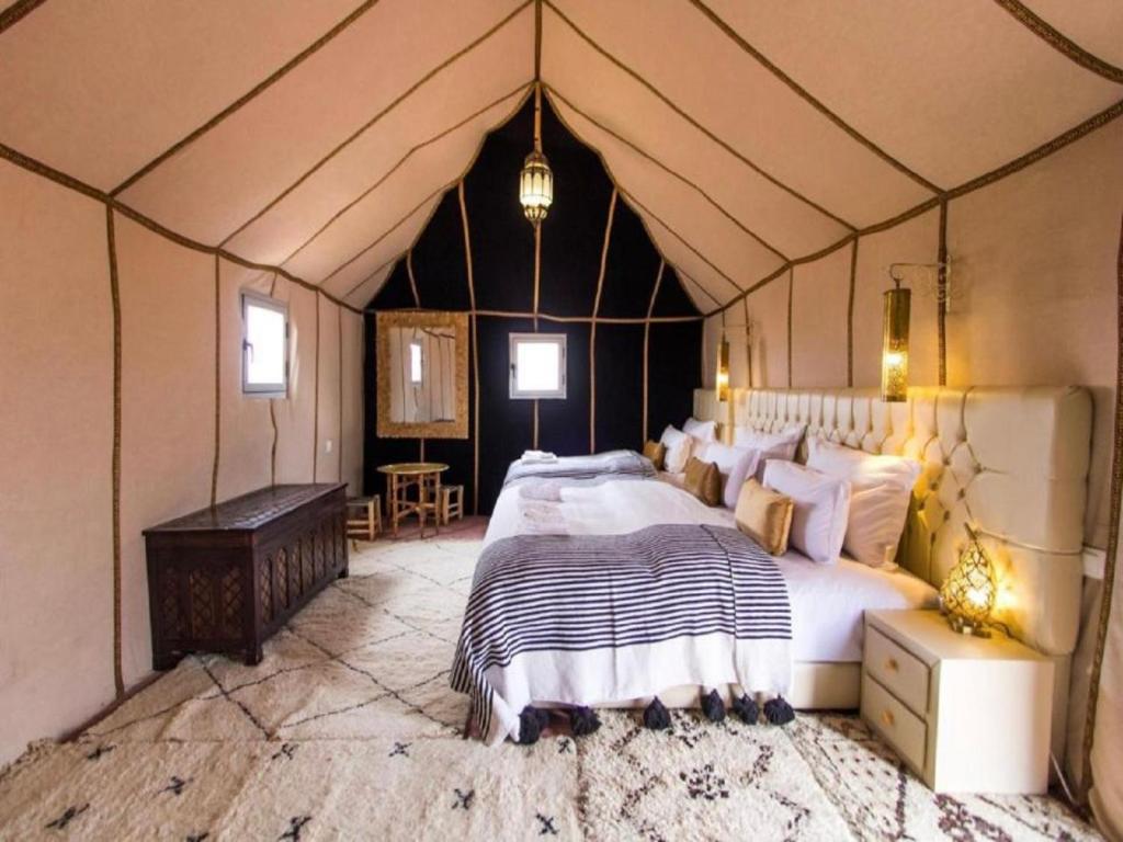 Luxury Desert Tent Camp photo 2