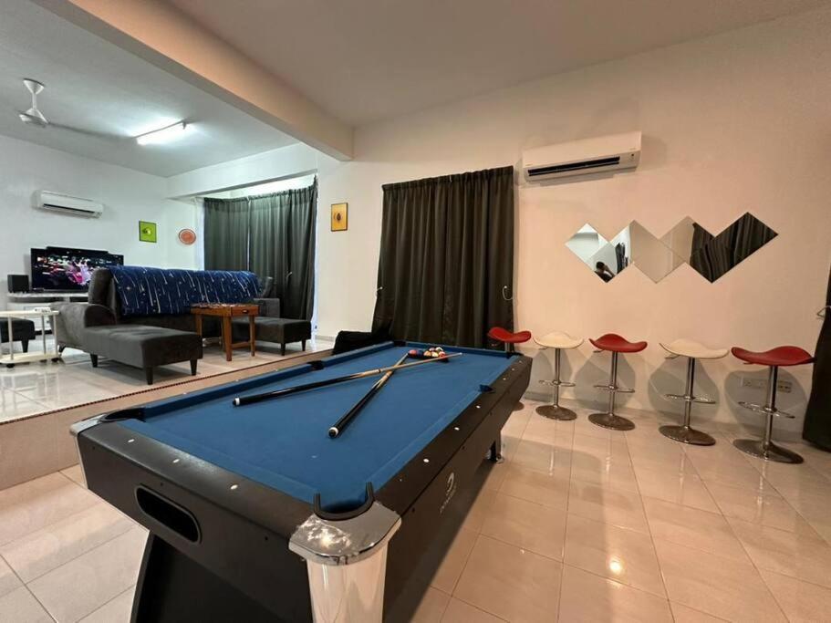 Home In Johor Bahru Near by Setia Tropika