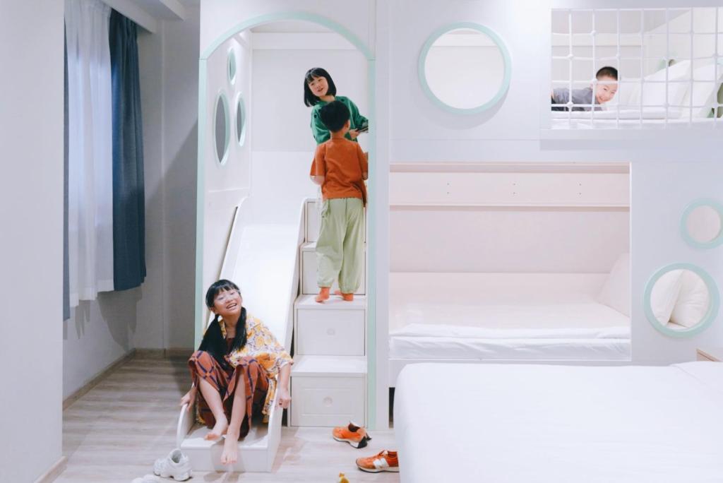 Rest Bugis Hotel photo 1